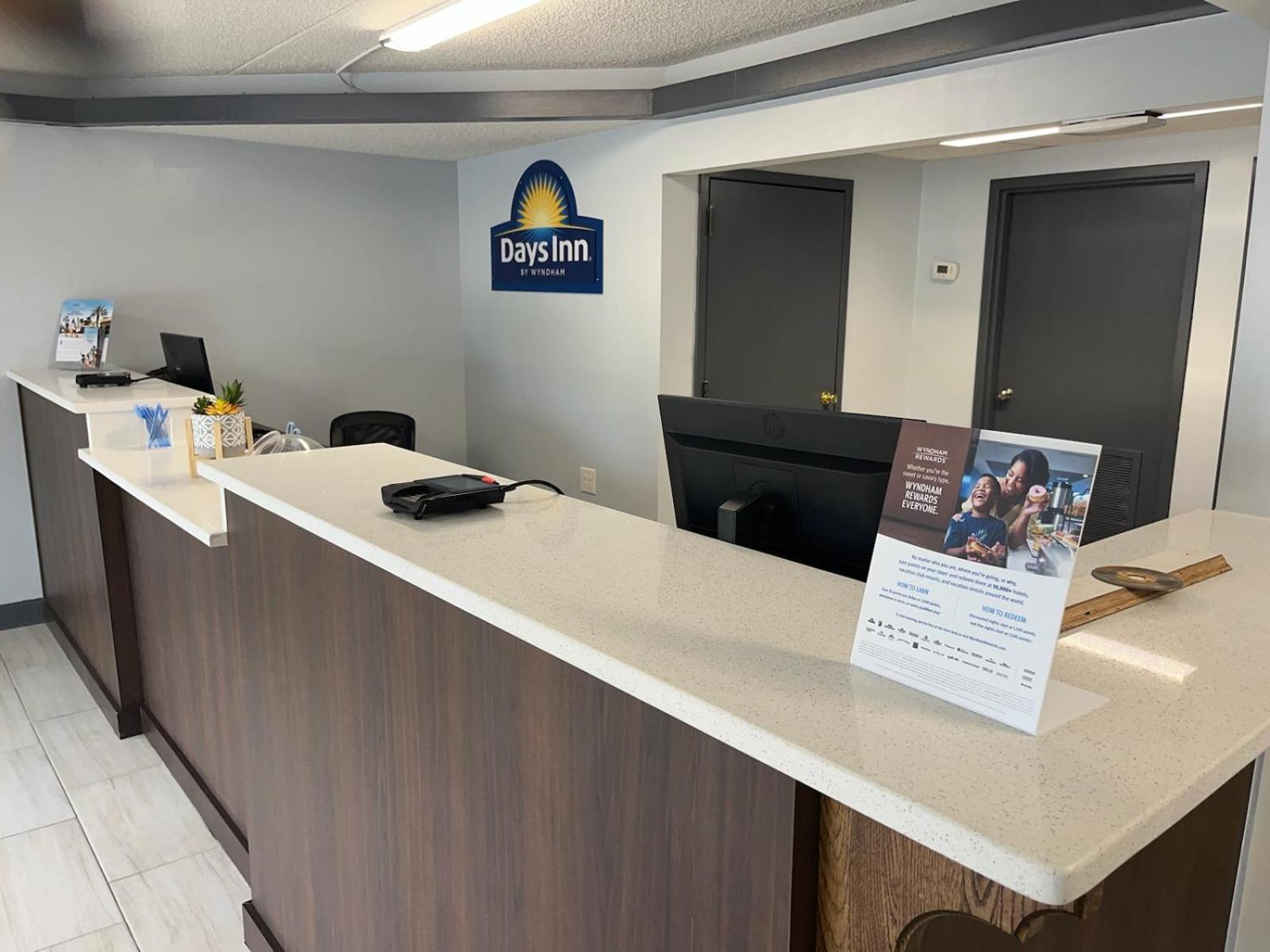 Days Inn By Wyndham Farmville Dış mekan fotoğraf